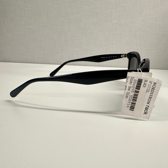 ???Authentic New Salvatore Ferragamo Cat Eye Black Sunglasses main image 10